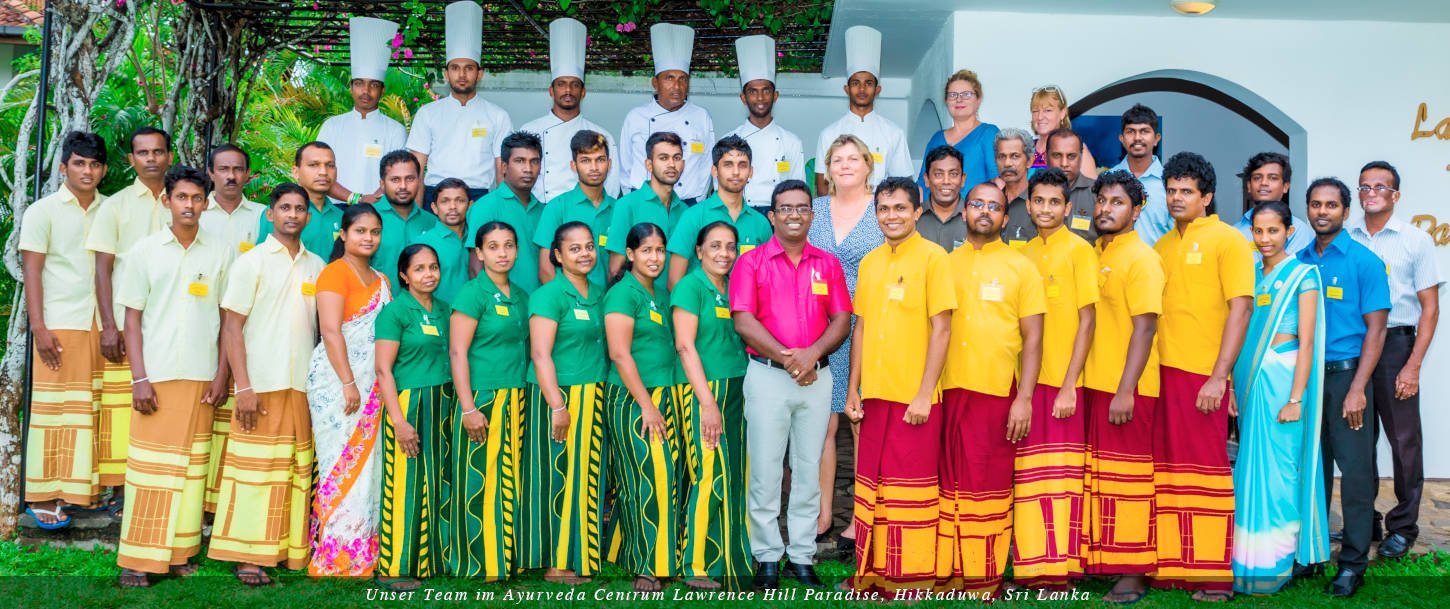 Unser Team im Ayurveda Centrum Lawrence Hill Paradise, Hikkaduwa, Sri Lanka